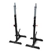 Nordic Strength fritstående squat rack i sort stål med justerbare J-krog holdere